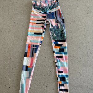 Over the foot yoga leggings size S